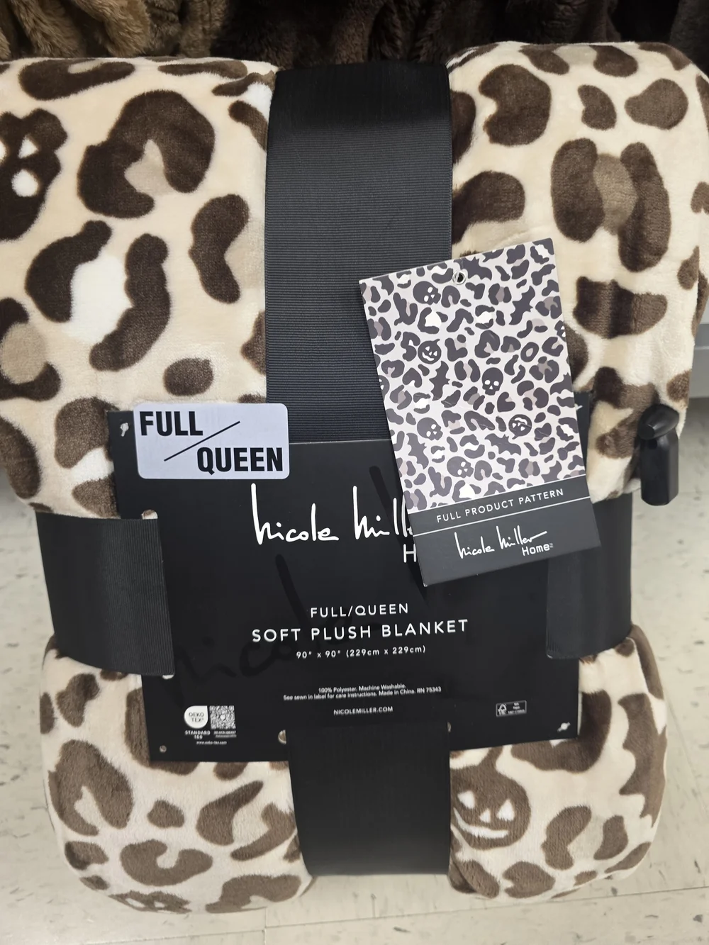 Nicole Miller Brown and Cream Leopard Halloween Blanket-NWT
